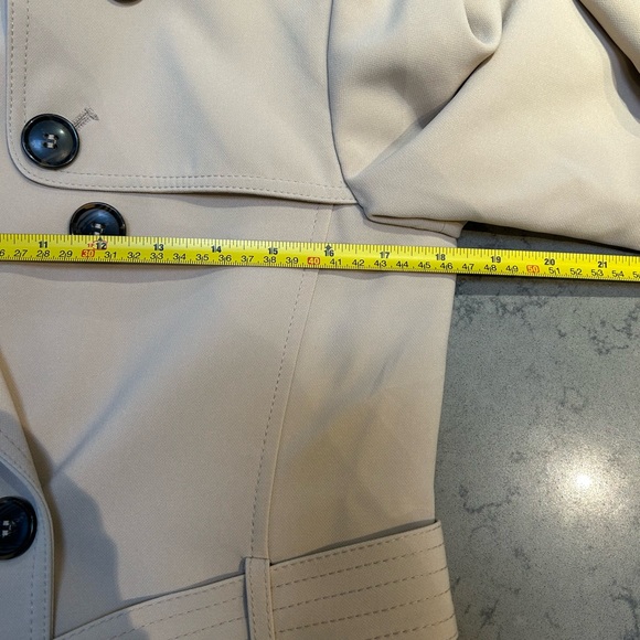 Trench coat - Picture 7 of 8